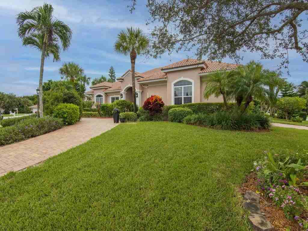 1000 Windermere Way - Photo 5 of 36