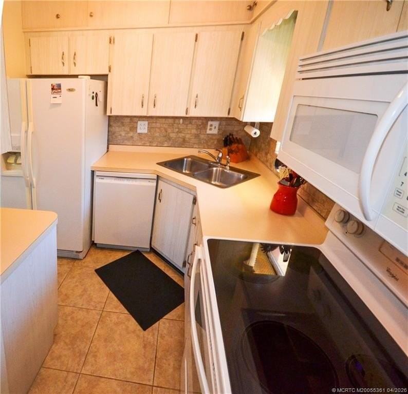 1963 Sw Palm City Rd #F - Photo 4 of 9