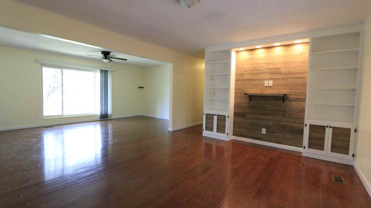 3010 Clearwater Dr Ne - Photo 3 of 4