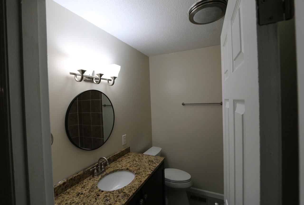 3010 Clearwater Dr Ne - Photo 4 of 4