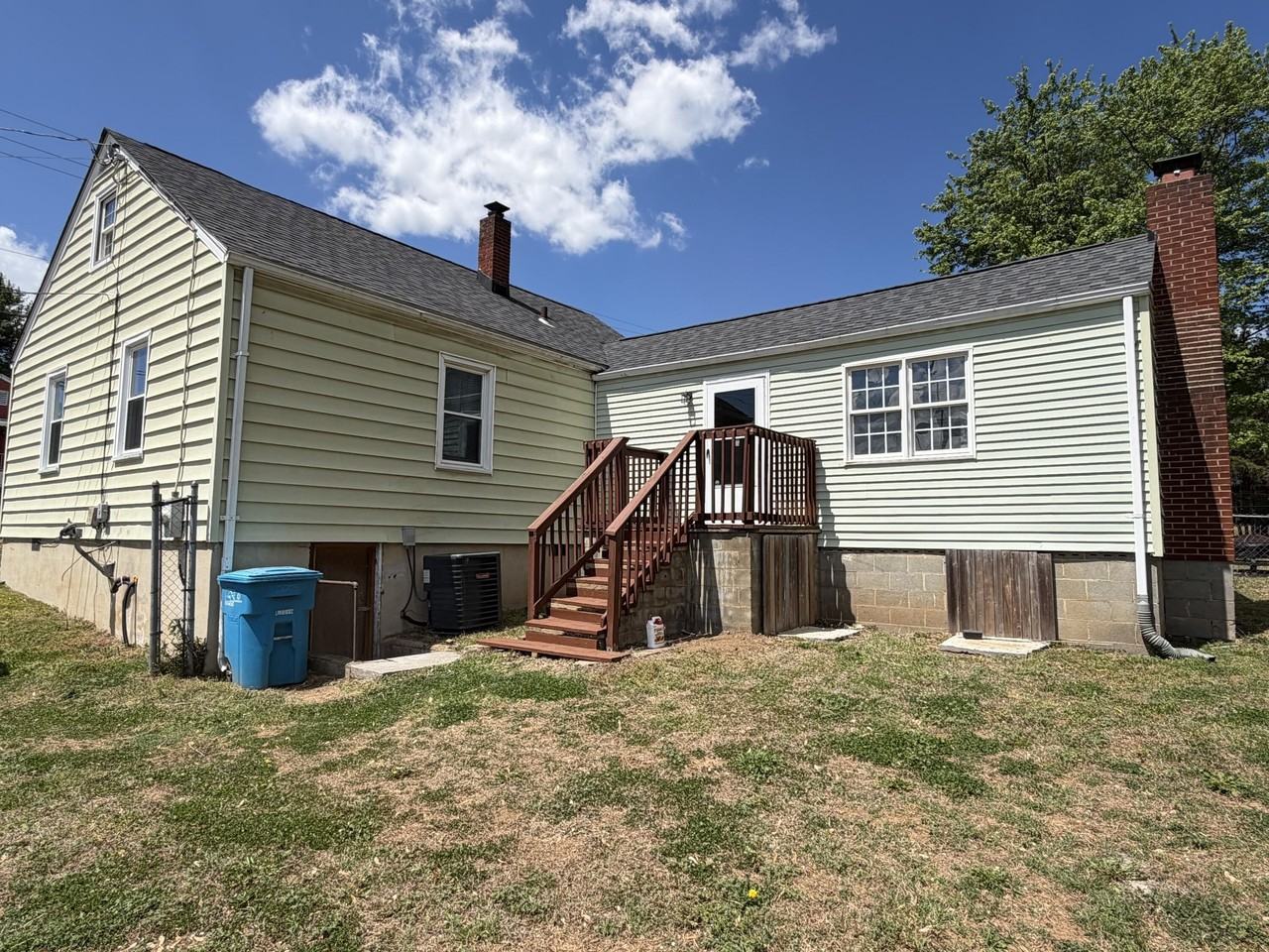 2205 Plantation Rd Ne - Photo 3 of 14