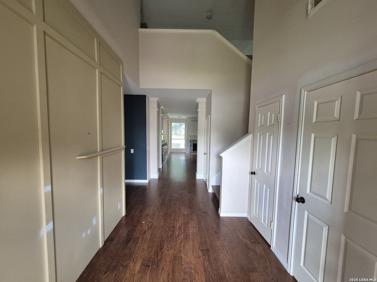 712 Moss Wood - Photo 2 of 22