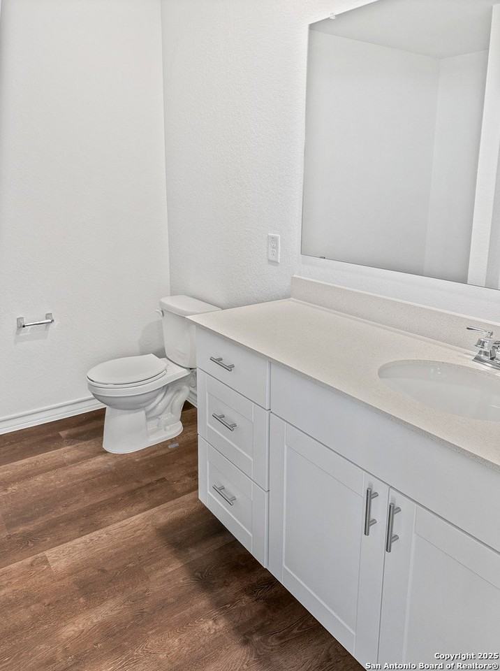 832 Heartseed Ave - Photo 2 of 16