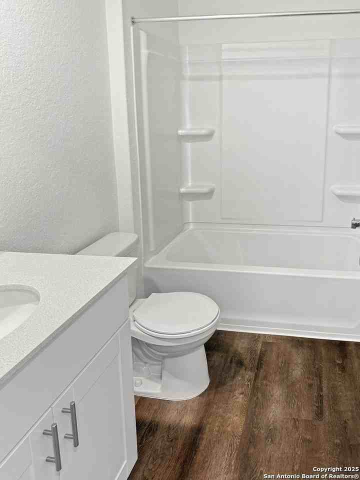 832 Heartseed Ave - Photo 3 of 16