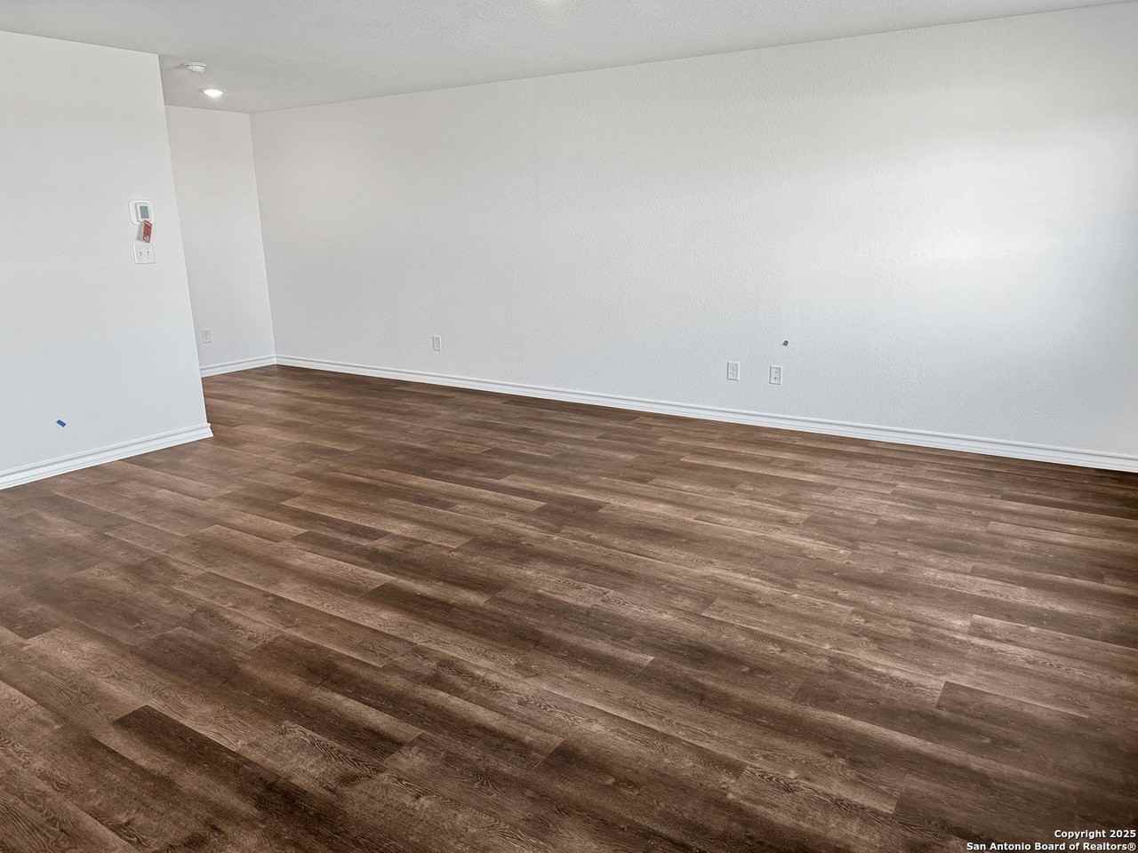 832 Heartseed Ave - Photo 7 of 16