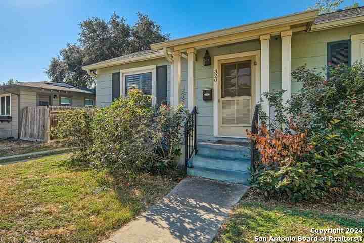 320 Harmon Dr - Photo 2 of 31