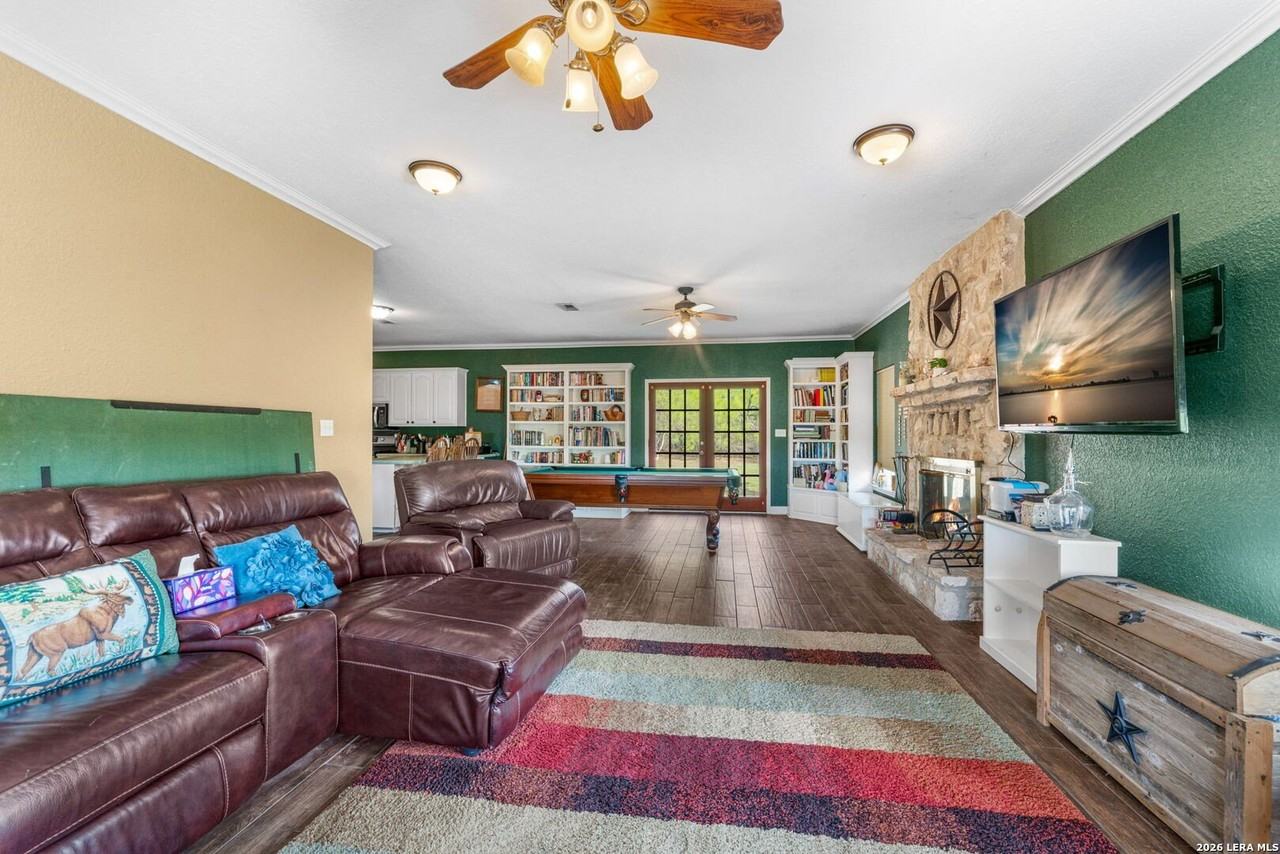 360 Private Road 4619 - Photo 7 of 43