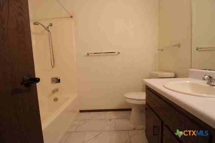 1513 Missouri Ave - Photo 7 of 13