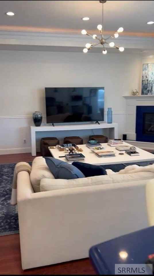 5285 Wild Dunes Ln - Photo 6 of 32