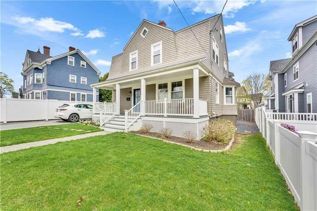 12 Observatory Ave - Photo 2 of 42