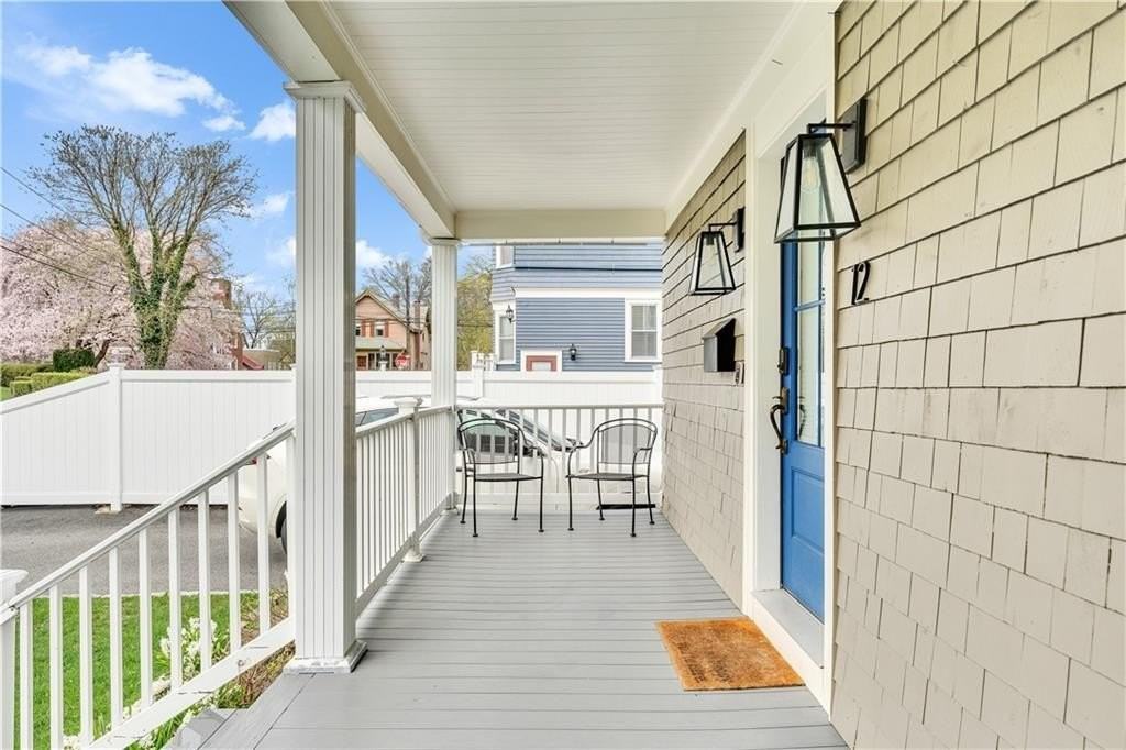 12 Observatory Ave - Photo 5 of 42