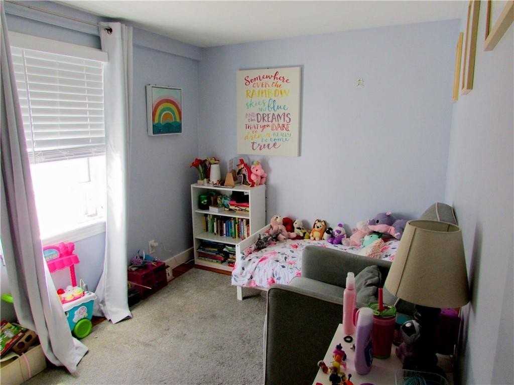 35 Rosa Rd - Photo 7 of 10