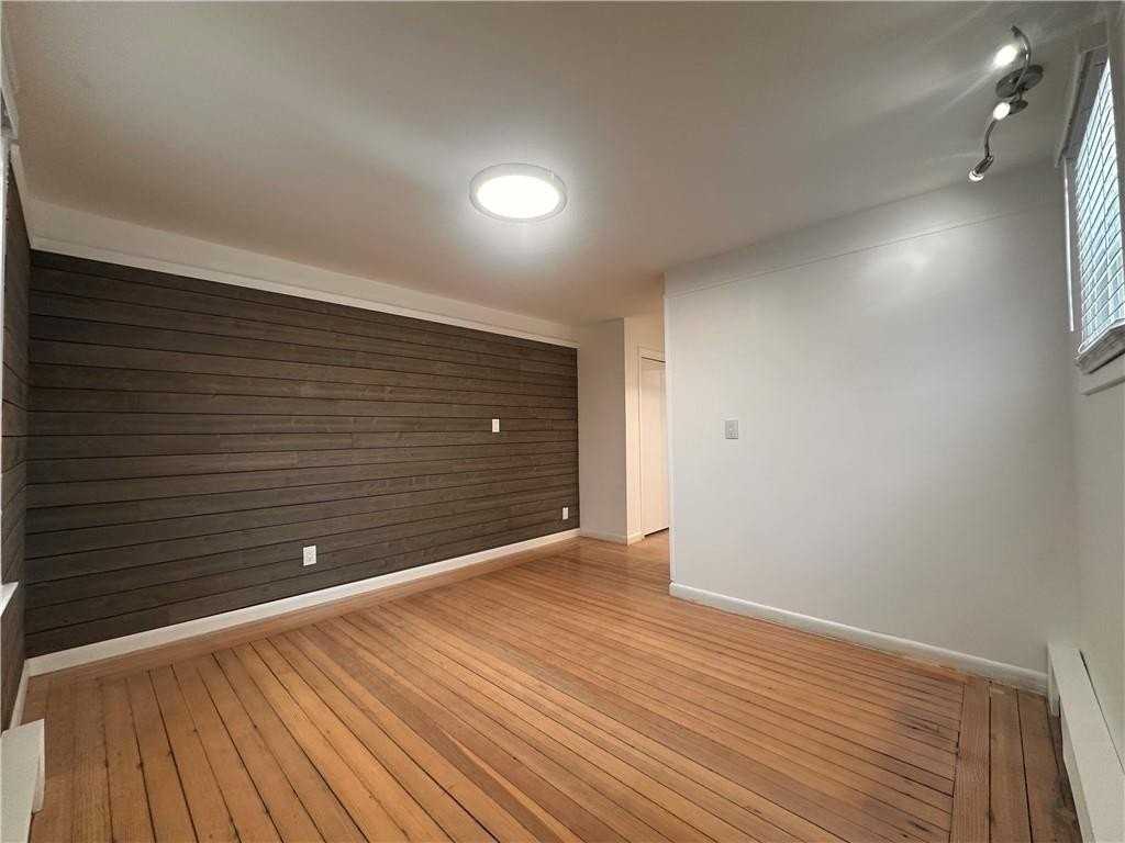 31 Ceres St #1 - Photo 3 of 23