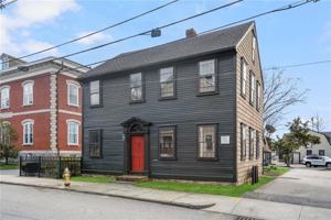 featured image of 14 Elm St