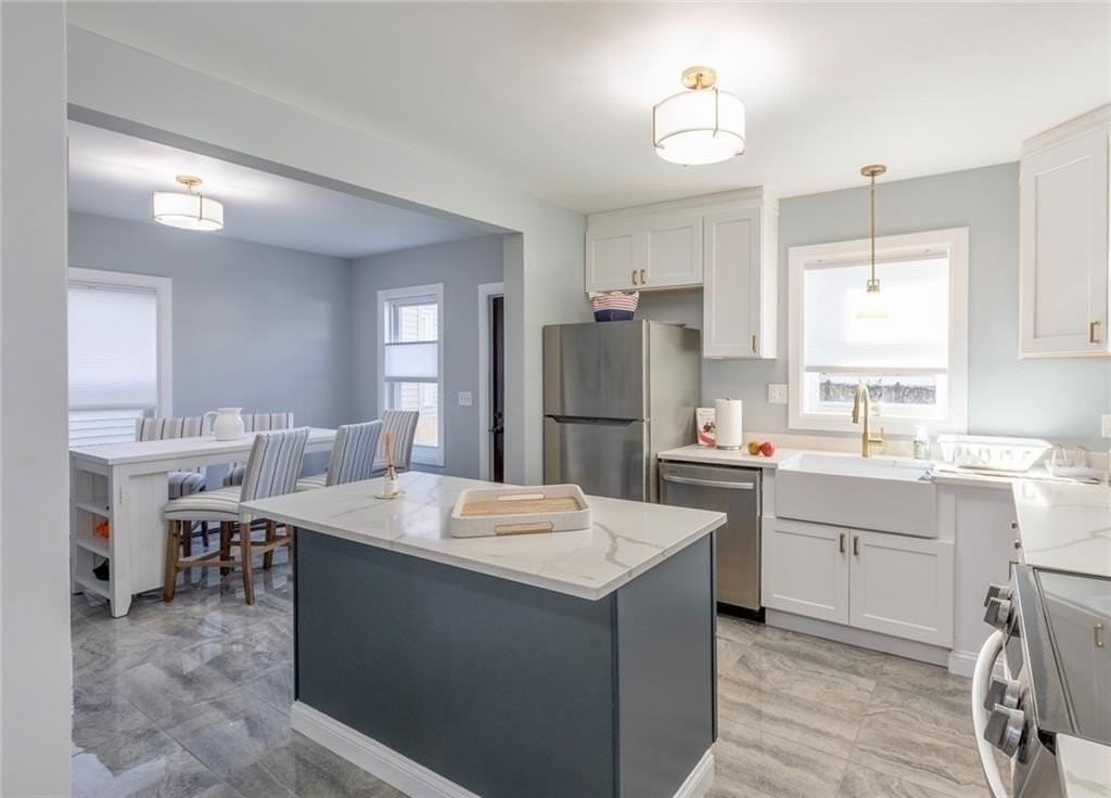 18 Hall Ave - Photo 3 of 24