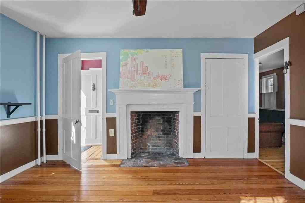 26 Perry St #1 - Photo 2 of 27