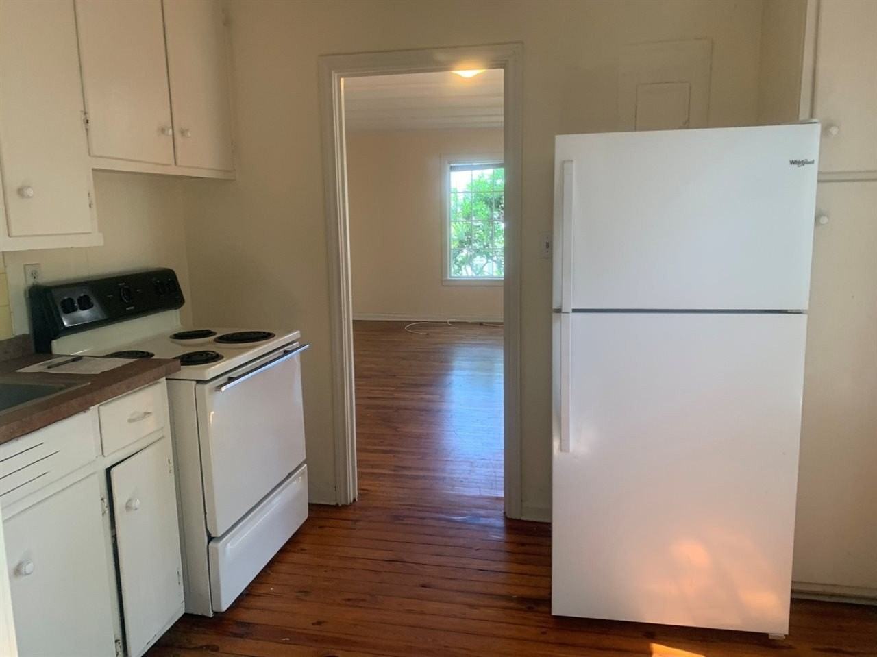 1607 Jackson Bluff Rd - Photo 3 of 18