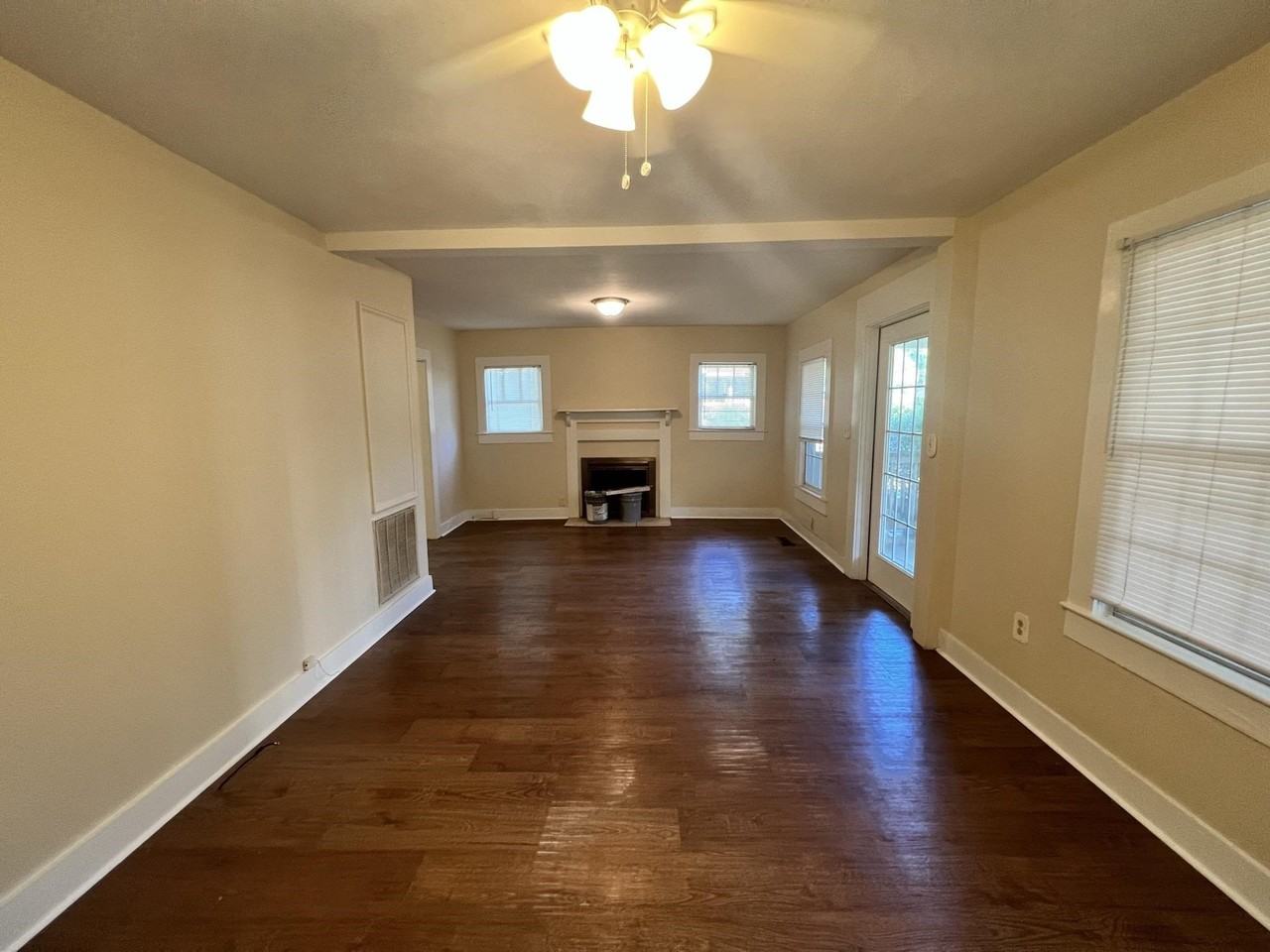 223 W 5th Ave - Photo 4 of 10