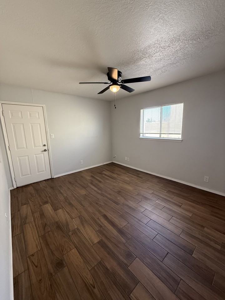 309 Whispering Sands Ct Se #3 - Photo 6 of 13