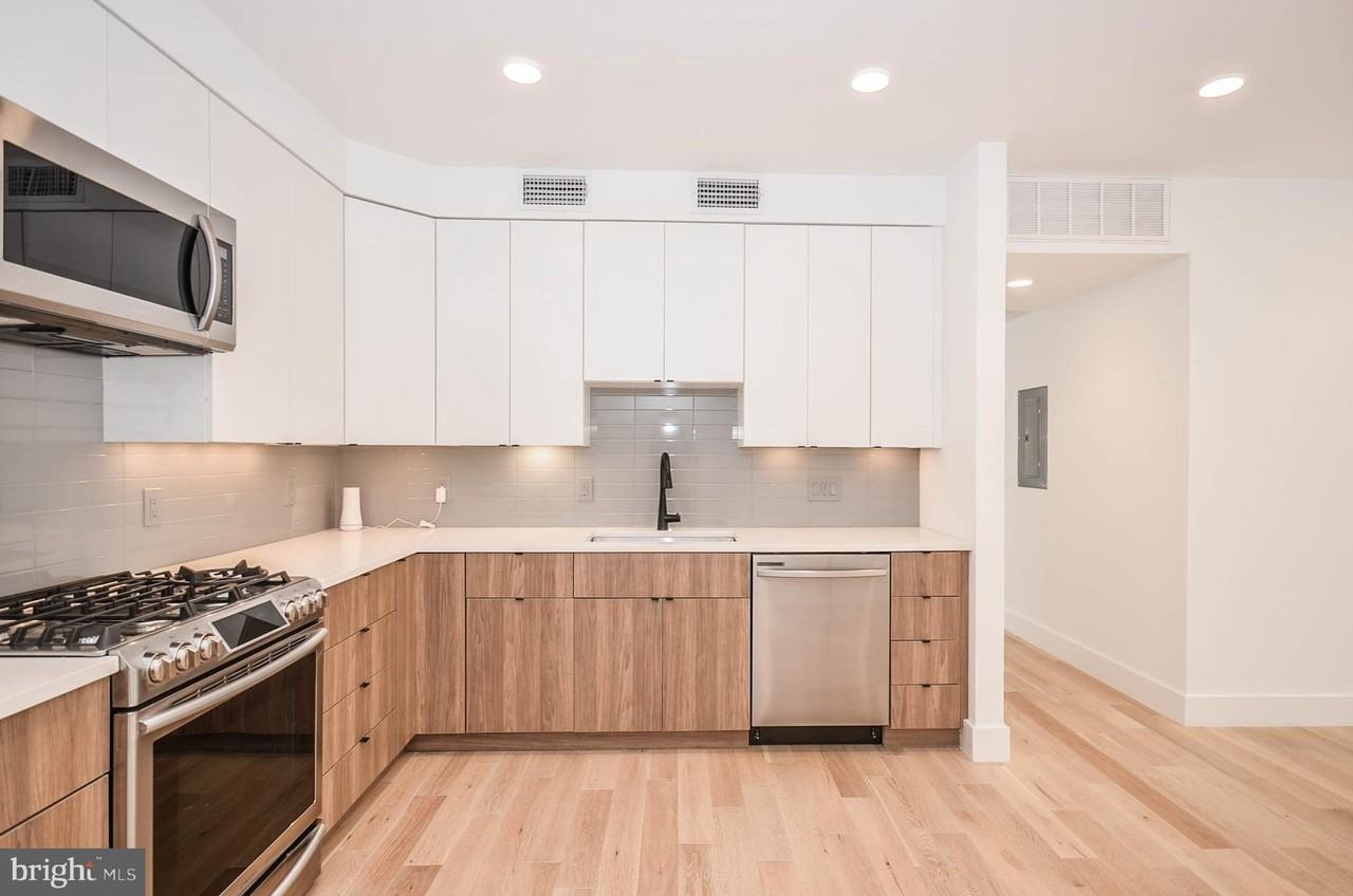 3514 13th St Nw #4 - Photo 3 of 27