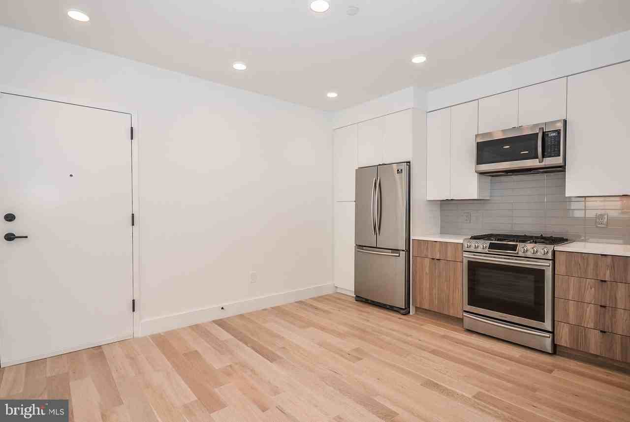 3514 13th St Nw #4 - Photo 4 of 27