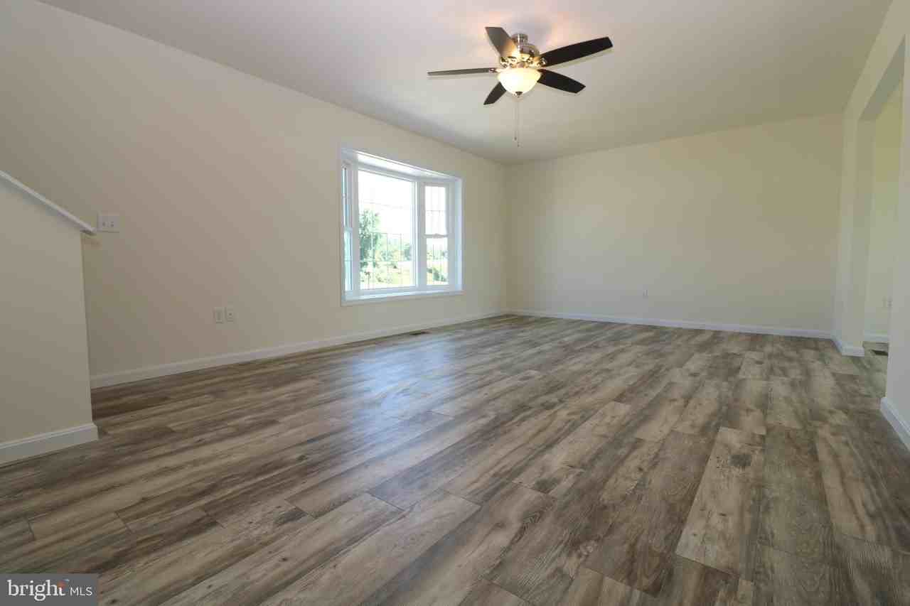 72 Filbert Dr - Photo 3 of 29