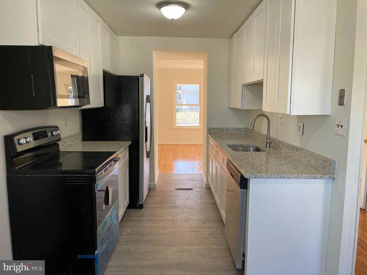 28 Keith St - Photo 2 of 16