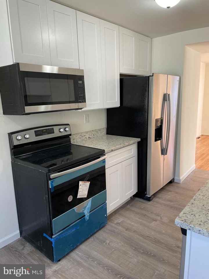 28 Keith St - Photo 4 of 16