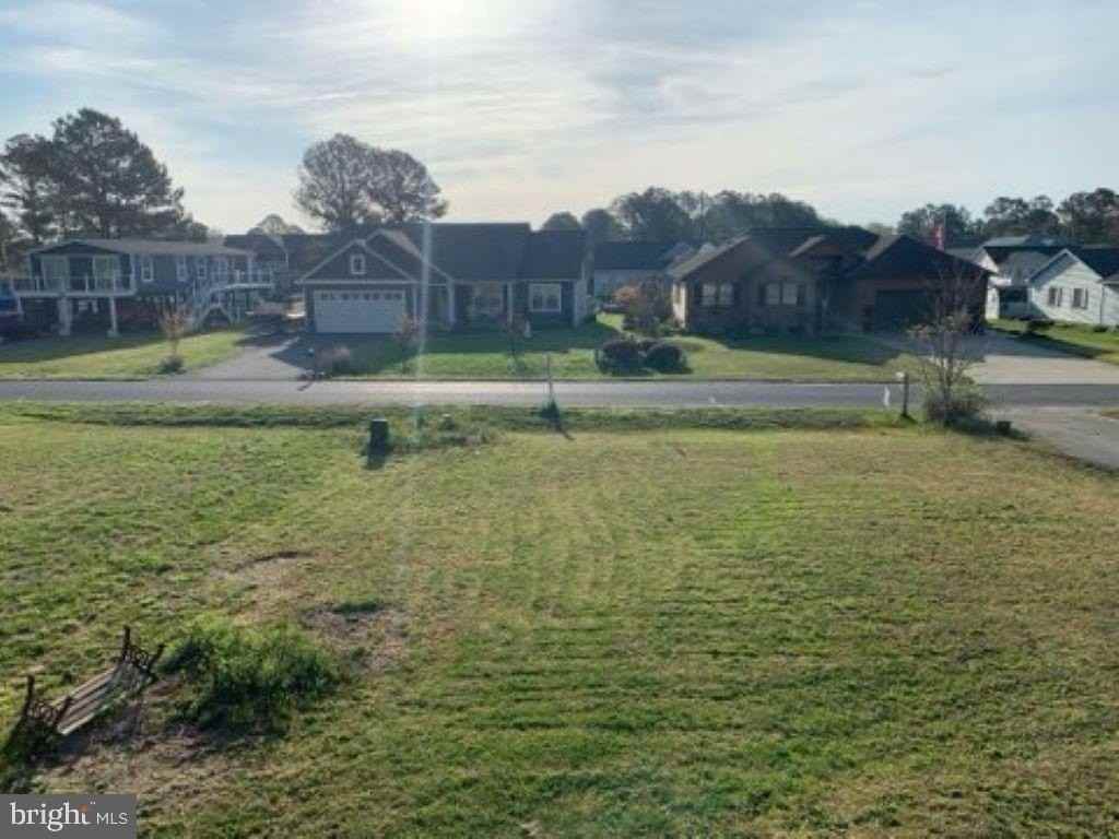 38908 Captains Ln - Photo 3 of 25