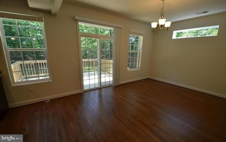 5917 Sneed Dr - Photo 7 of 29