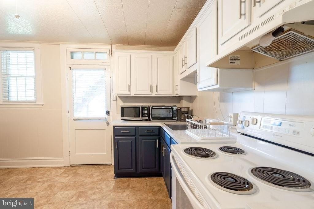 315 Frederick St #A - Photo 6 of 18