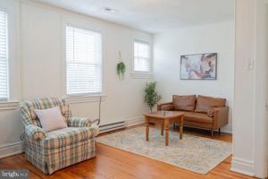 featured image of 315 Frederick St #B