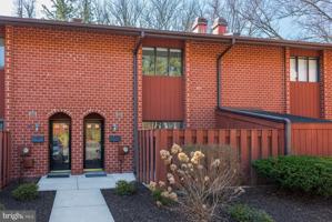 featured image of 1605 Worthington Dr #1605