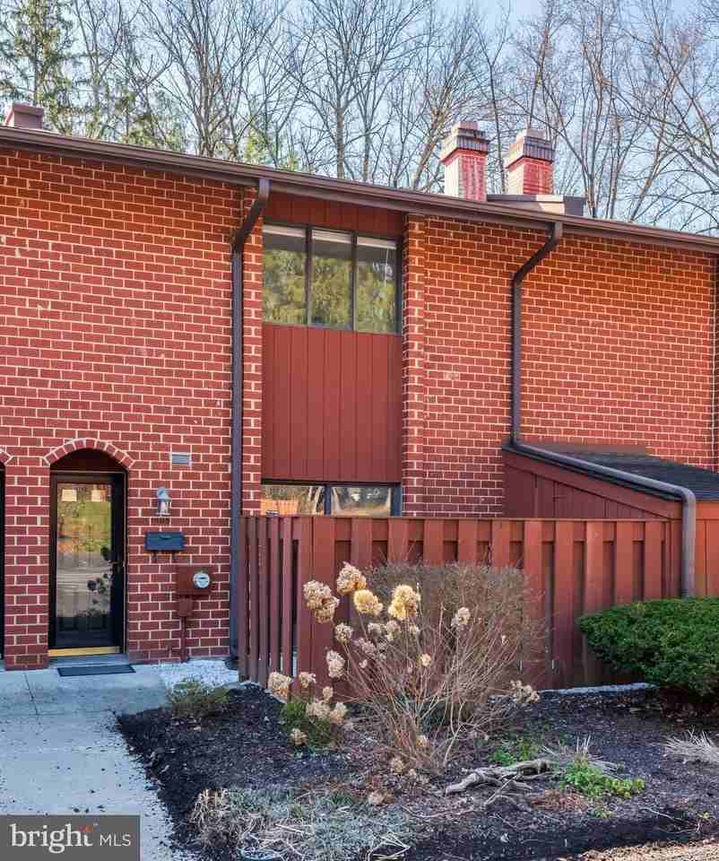 1605 Worthington Dr #1605 - Photo 2 of 31