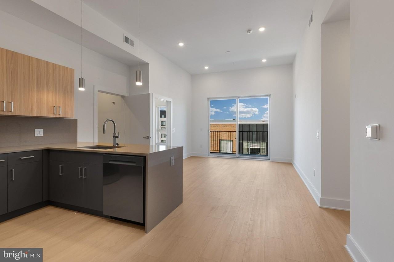 1731 Tilghman St #204 - Photo 2 of 50