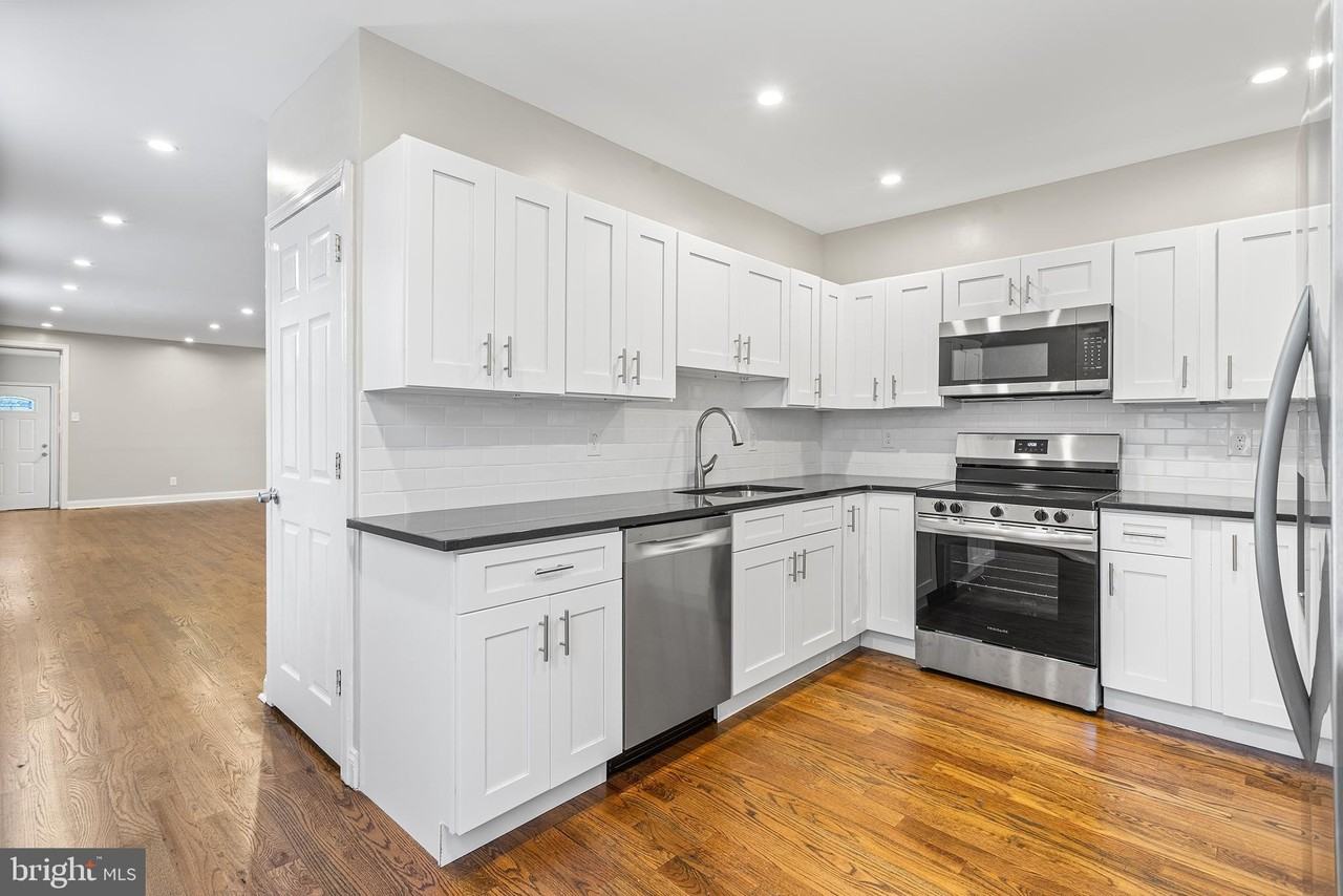 518 S 56th St - Photo 5 of 19