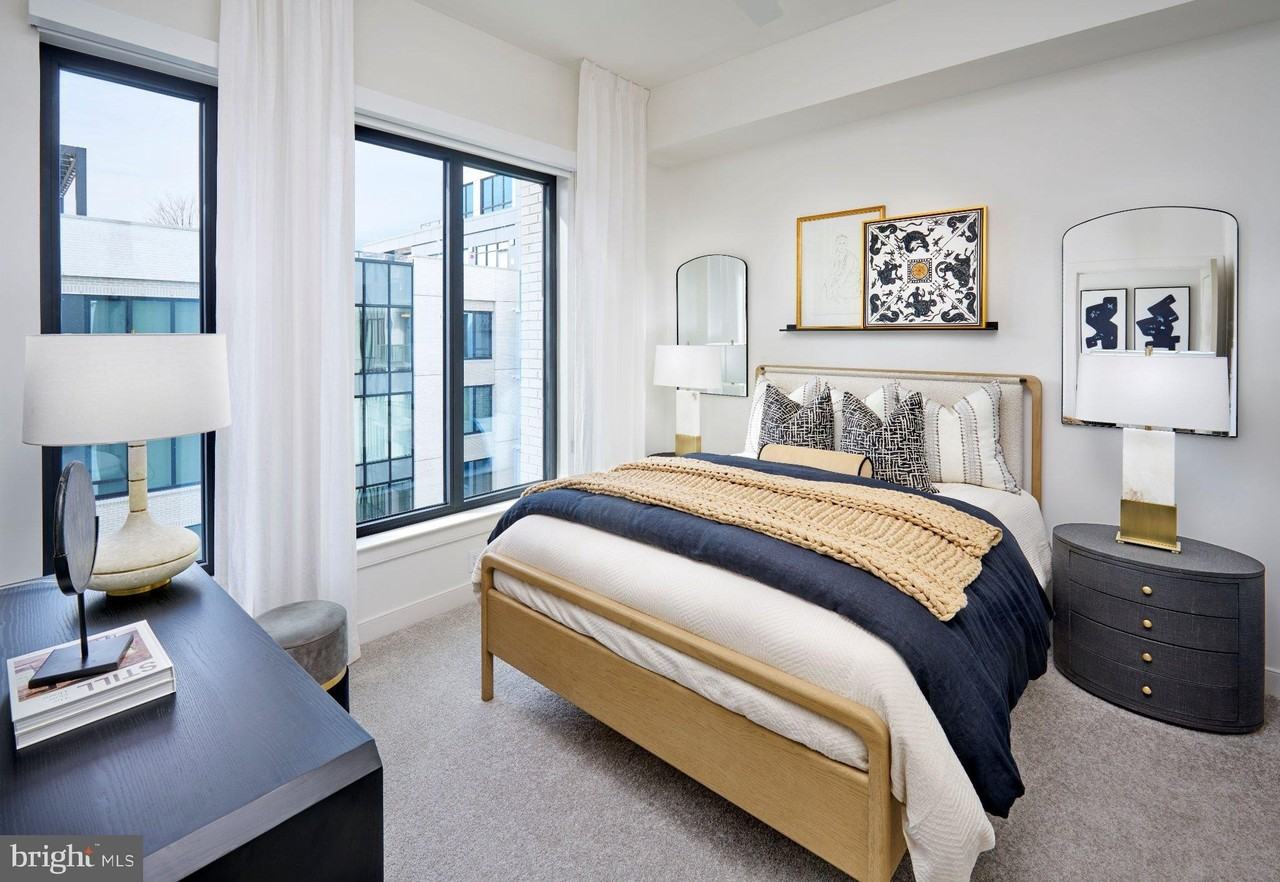 2700 Main Line Blvd #811 - Photo 4 of 32