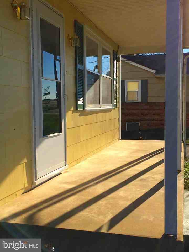 3456 Fall Hill Ave - Photo 2 of 14