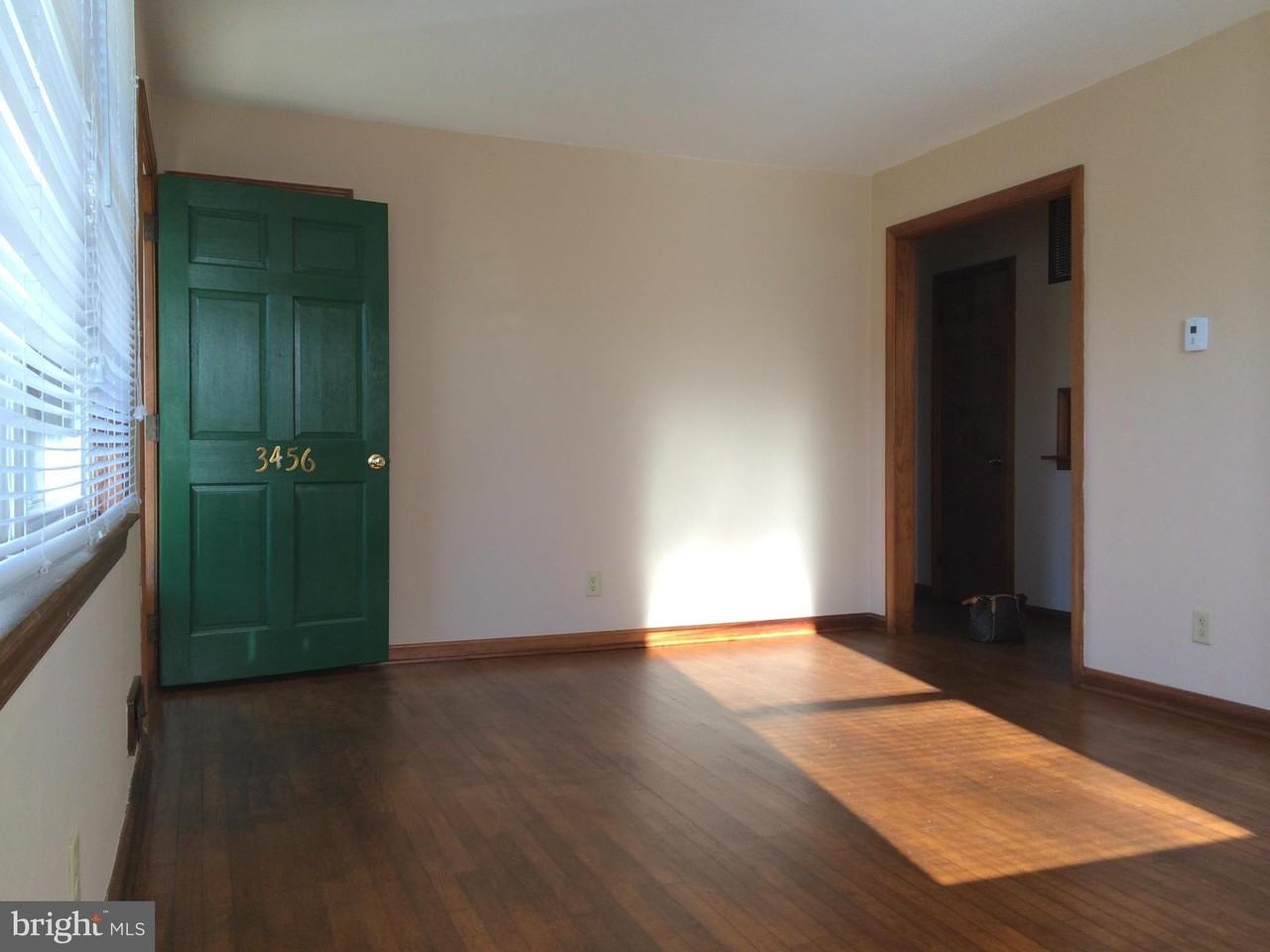 3456 Fall Hill Ave - Photo 4 of 14