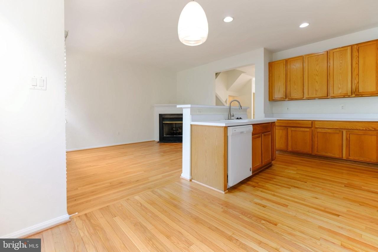 2621 Tarleton Corner Dr - Photo 4 of 17