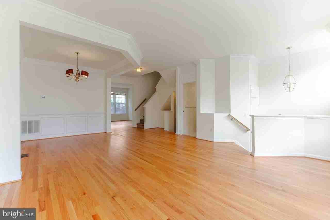 2621 Tarleton Corner Dr - Photo 5 of 17