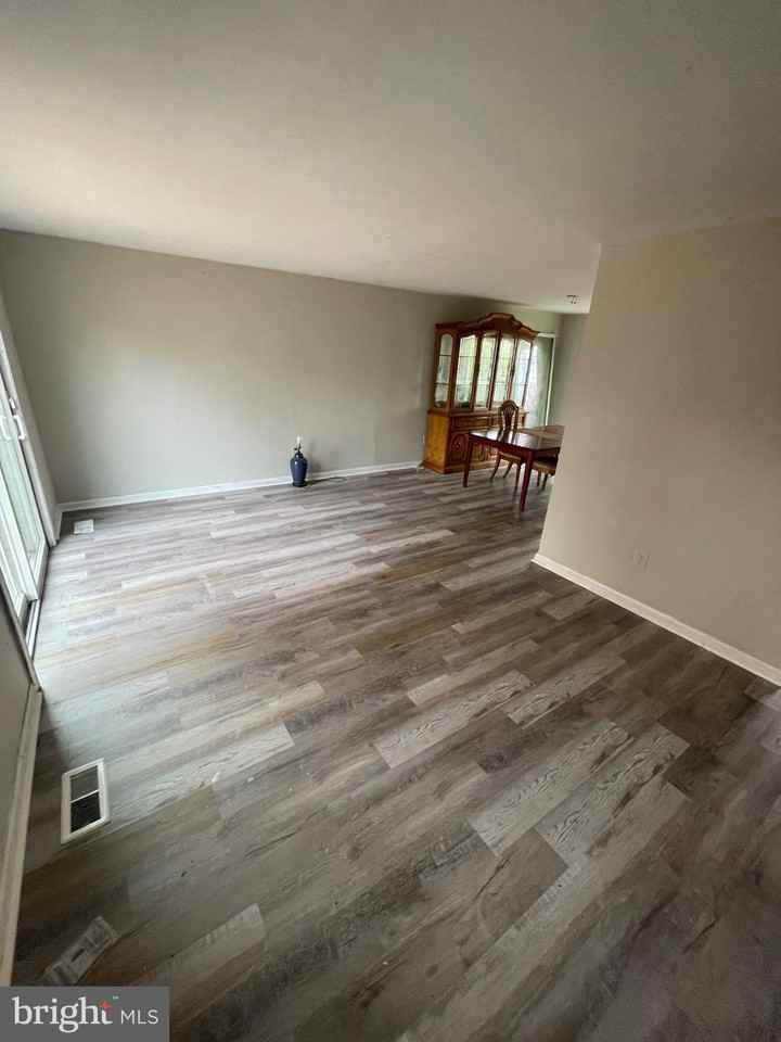 2208 Cocquina Dr - Photo 5 of 6