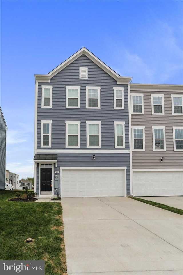 100 Stafford Pl - Photo 2 of 44