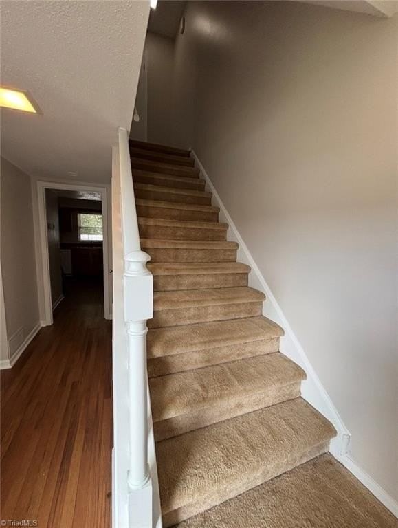 4743 Champion Ct - Photo 7 of 10