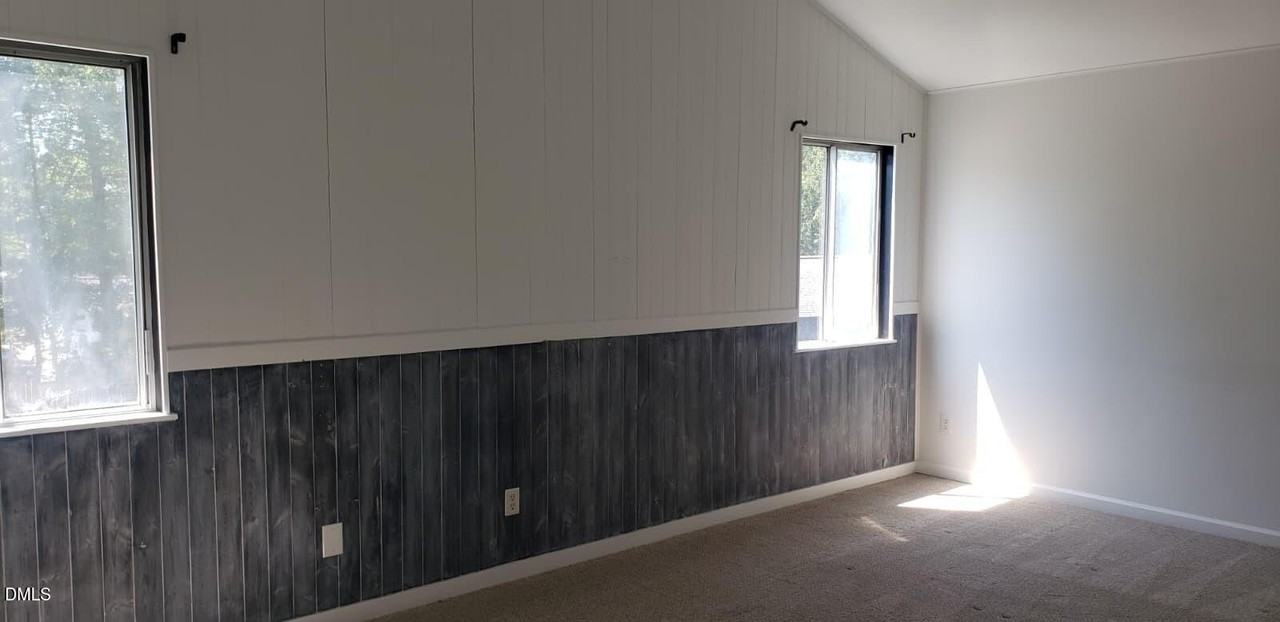 5701 Delbarton Ct - Photo 5 of 10