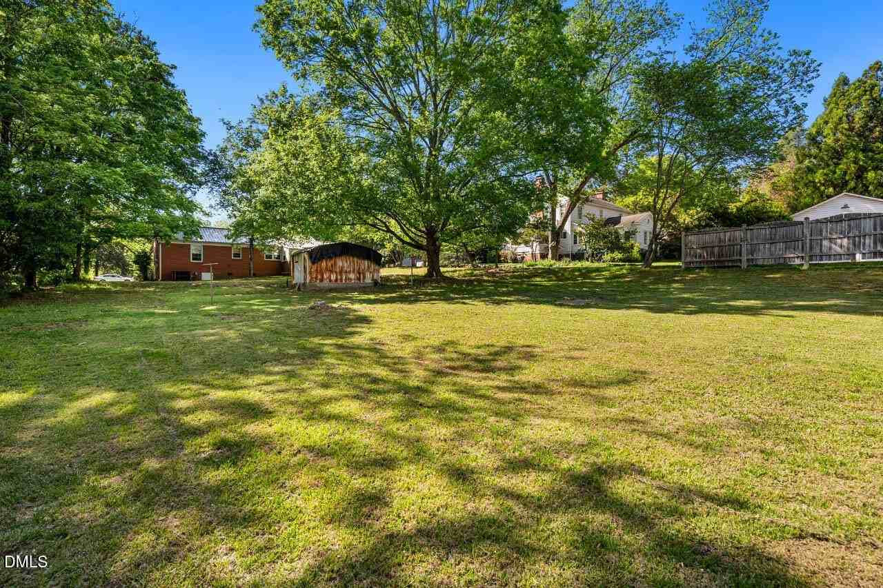 278 Hillsboro St - Photo 4 of 24