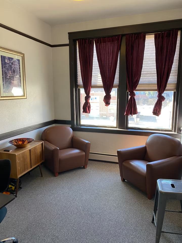 203 E Main St #1 - Photo 4 of 31