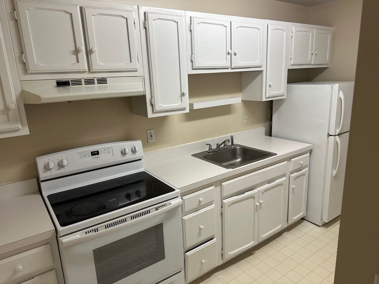 Marvin Street Apartments - Photo 4 of 8