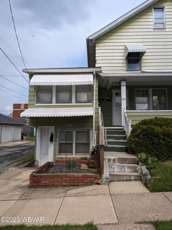 435 1/2 Bayard St - Photo 2 of 13