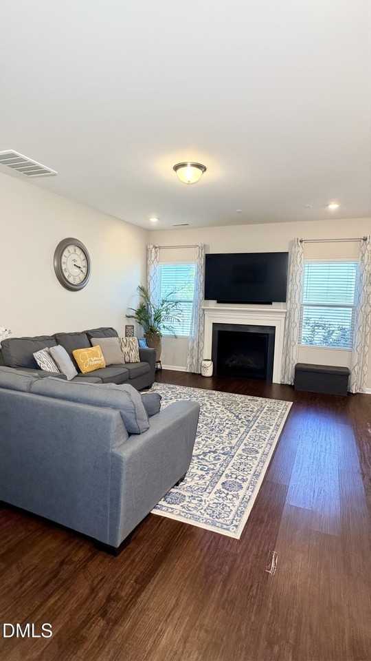 104 Sweet Vine Way - Photo 2 of 21